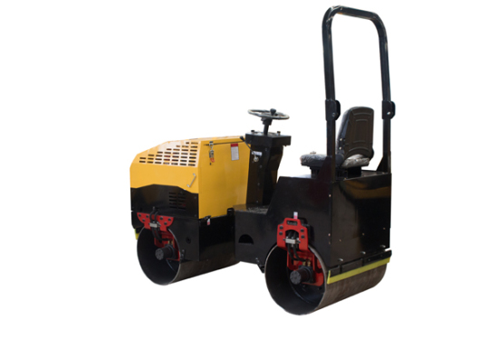 YX-1200座駕式單振壓路機(jī)